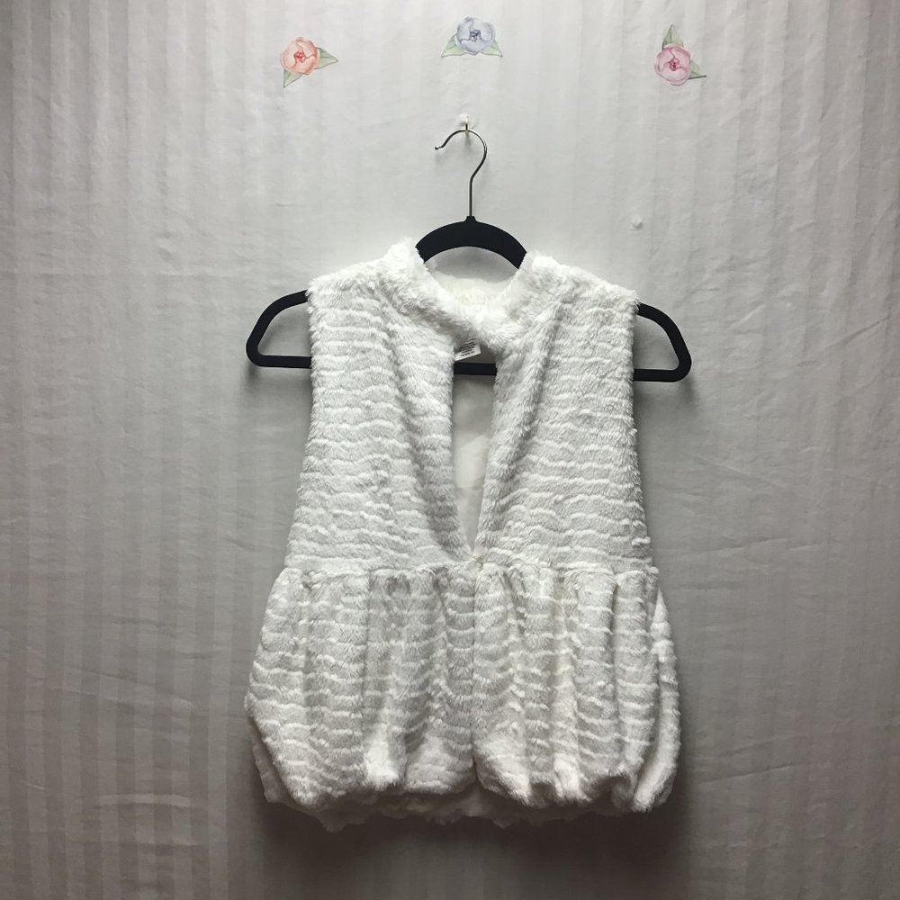 Wonder Nation- Girls faux fur vest